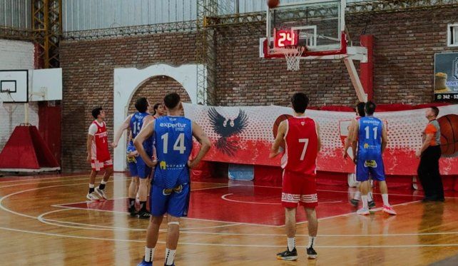 Apertura A2: Kimberley mira a todos desde arriba