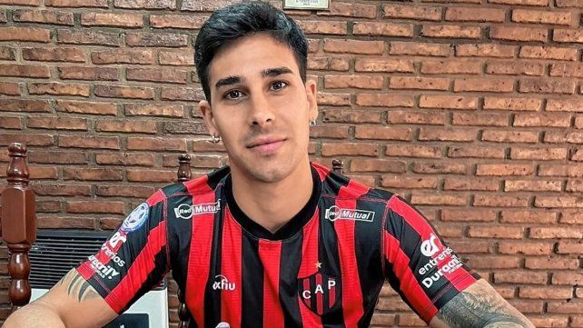 Joel Ghirardello renovó su vínculo con Patronato