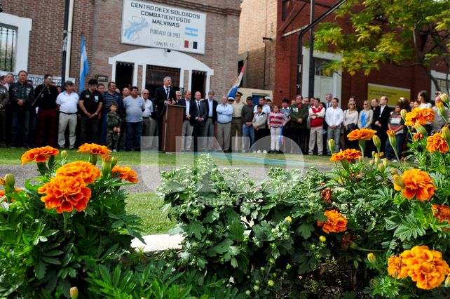 Santa Fe recordó el Día del Veterano y de los Caídos en la Guerra de Malvinas