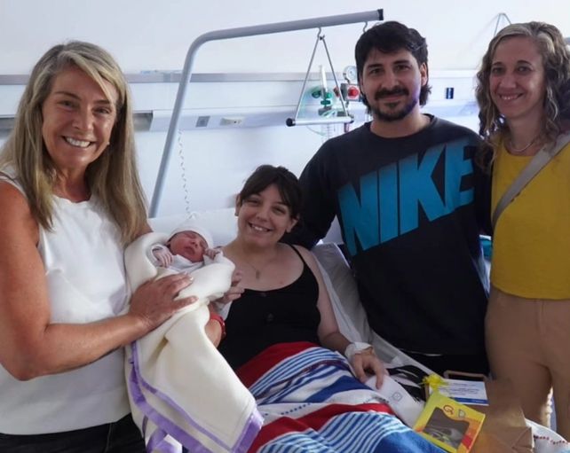 Ana Paula es la primera bebé de Rosario de 2025 y nació en la Maternidad Martin