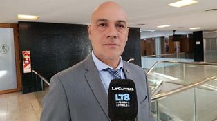 Juego clandestino. Gustavo Ponce Asahad este miércoles poco antes de declarar como testigo en el juicio a su exjefe, Patricio Serjal, y al funcionario del MPA Nelson Ugolini.