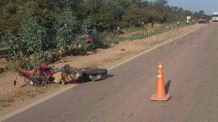 Un intendente formoseño atropelló y mató a dos chicos wichis que iban en moto