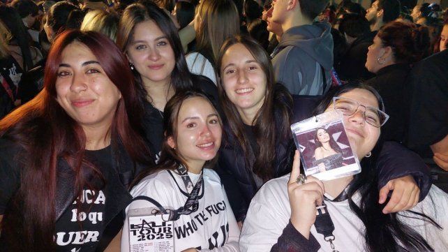 Lali hizo temblar Santa Fe: un show demoledor que lo tuvo todo