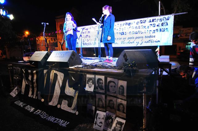 En Paraná homenajearon a las víctimas de la Noche de los Lápices