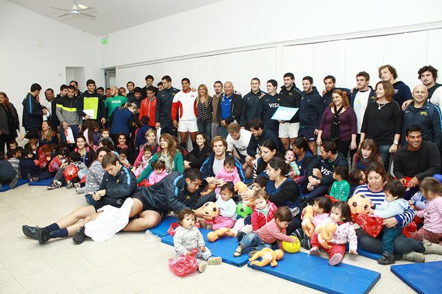 Los chicos del Jardín Barranquitas Sur tuvieron su momento con Los Pumas