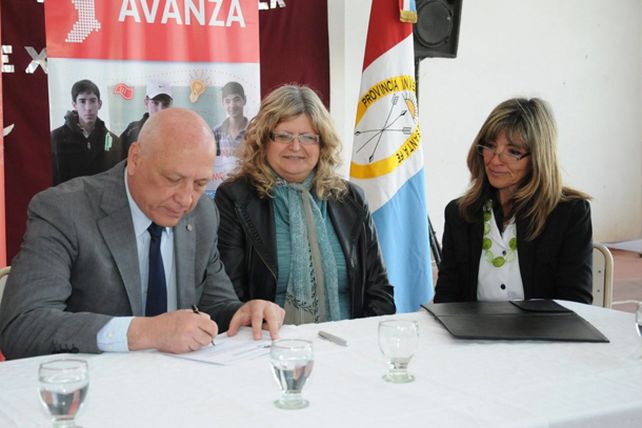 Santa Fe amplió su oferta educativa con 48 nuevos espacios