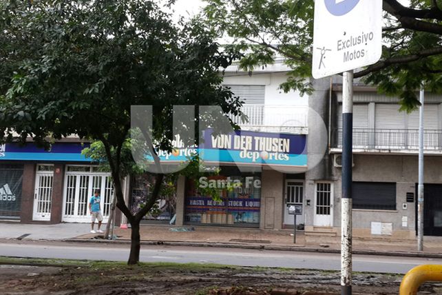 Otra noche de violencia y descontrol con robos a comercios en Santa Fe