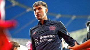 Exequiel Palacios sufrió una grave lesión y tendrá que ser operado.