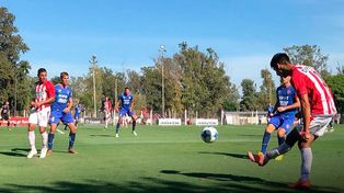 Unión volvió a ganar y es escolta en Reserva