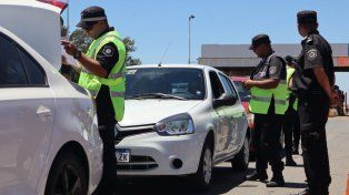 Operativo de tránsito en las rutas llevados adelante por la Agencia Provincial de Seguridad Vial.