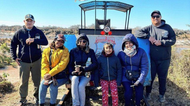 Los paseos en zorra organizados por el Ferroclub de Rosario del Tala son un éxito.