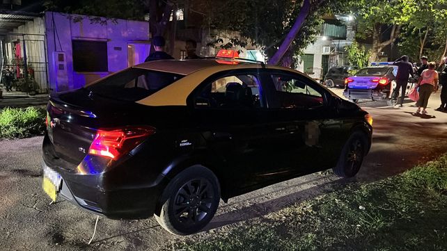 El taxista y el otro detenido fueron identificados en Riobamba al 4500.