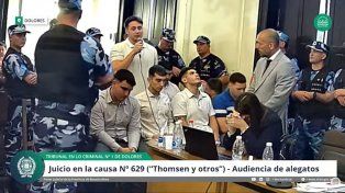 Tras un cuarto intermedio, el Tribunal Oral en lo Criminal de Dolores dio la palabra a Máximo Thomsen, Blas Cinalli, Enzo Comelli, Matías Benicelli, Ciro, Lucas y Luciano Pertossi y Ayrton Viollaz por última vez en la última jornada de alegatos del juicio por el crimen de Fernando Báez Sosa. Se confirmó que la sentencia se conocerá el 6 de febrero.