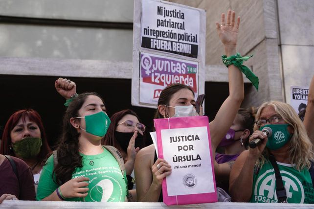 Rosario se movilizó en memoria de Ursula Bahillo y en reclamo de Justicia