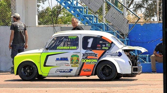 El Nuevo Car Show Santafesino se pone en marcha en San Jorge.