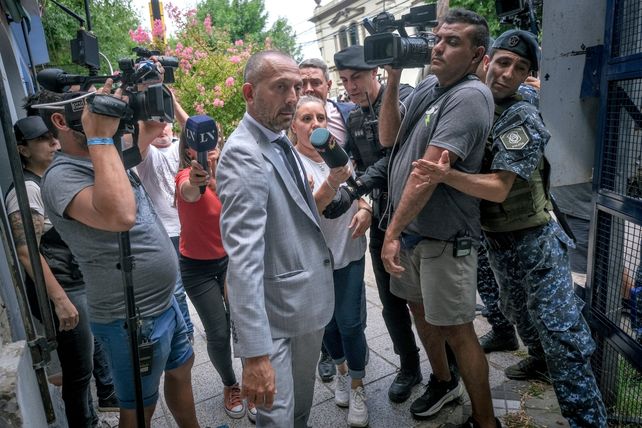 Represento a ocho condenados por el poder mediático