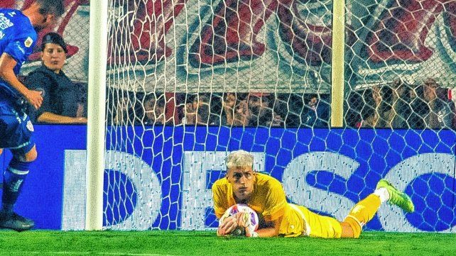 ¿Qué debe hacer Unión para retener a Santiago Mele?