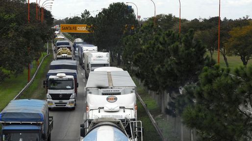 Proponen descuentos en la patente para el transporte de cargas