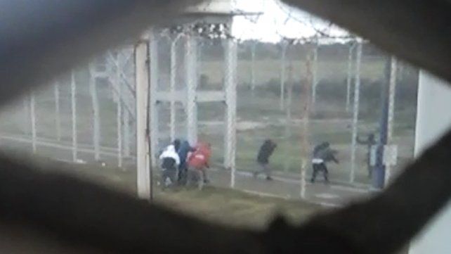 Ocho reclusos de Piñero se fugaron en un incidente armado y uno murió