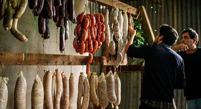La fabricación de chacinados caseros debe reunir medidas de higiene recomendadas para evitar complicaciones. 