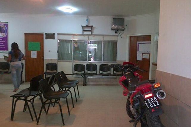 Personal del centro de salud de Barranquitas Oeste reclama por la guardia policial