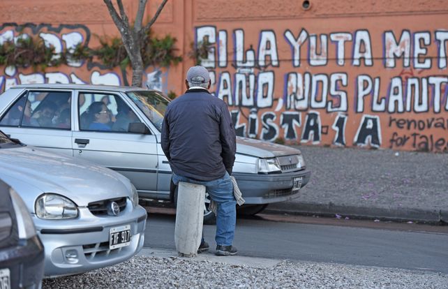 Quieren que los vecinos aprueben o rechacen el accionar de los trapitos