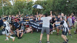 Histórico: Deportivo Santa Rosa va a jugar en Primera A en 2026. Fotos gentileza Agustín Maradona /AM Liga