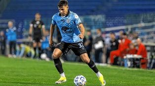 Colón acelera por un volante ofensivo para despedirse del mercado de pases