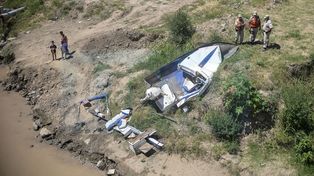 Impresionantes imágenes de accidente náutico en el río Paraná