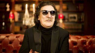Operaron del riñón a Charly García