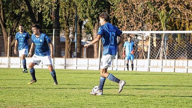 Argentino de San Carlos cerró su participación en el Torneo Apertura con triunfo ante El Pozo por 2 a 0.