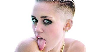 Miley Cyrus subió una foto en topless para apoyar la iniciativa Free the nipple