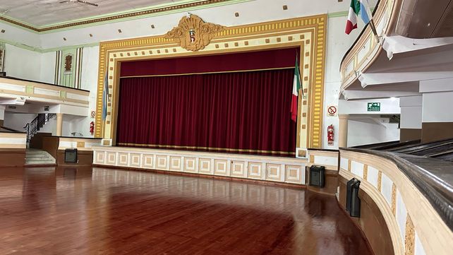 La sala de la Sociedad Italiana constituye un patrimonio local donde se realizan diferentes actividades de la comunidad.