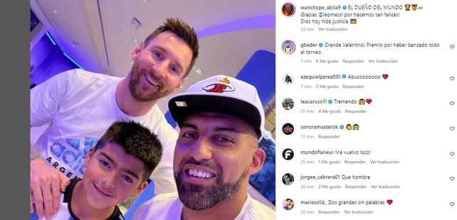 Wanchope Ábila se dio el gran gusto con Leo Messi en Qatar