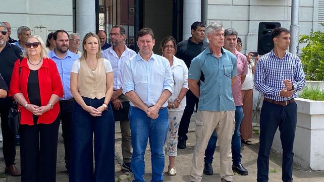 La provincia entregó ocho nuevos móviles policiales para el departamento San Martín