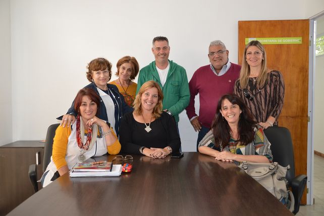 La comuna de Alvear entregó un millón de pesos como aporte al FAE
