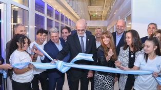 Perotti inauguró el nuevo edificio del Instituto Superior de Educación Física de Rosario