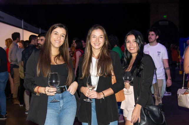 Victoria Magnani, Camila Ghidinelli y Ornella Necchio. 
