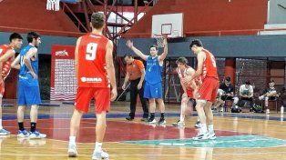 Unión A conquistó un triunfo que por primera vez lo saca del descenso directo en el Torneo Oficial de Básquet.