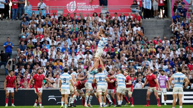 Otra vez bien arriba. Los Pumas consiguieron otro triunfo histórico y están en las semifinales del Mundial.