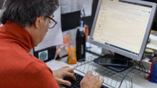 Docentes: el CGE recordó cómo hacer el reclamo por el sueldo mal liquidado