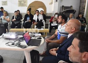 Vecinos de B° Centenario, Fonavi y Varadero Sarsotti acordaron con el Ministerio de Seguridad reforzar el uso del 911 y mantener reuniones de seguimiento