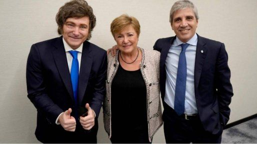 FMI propone ampliar la base de aportantes a Ganancias y aumentar el Monotributo