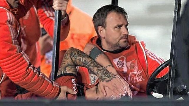 Leonel Vangioni se lesionó en el Monumental y estaría varios meses inactivo.