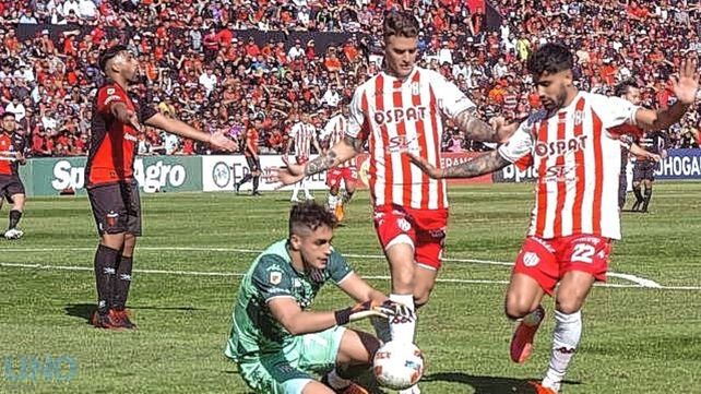 El vaso medio vacío y medio lleno que le dejó a Unión el Clásico.