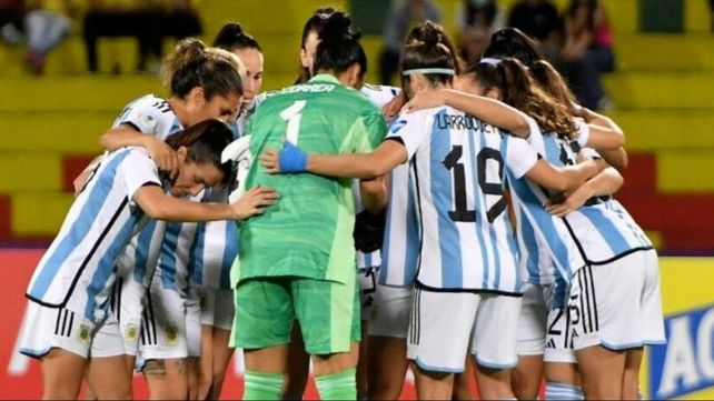 Mundial Femenino: Argentina se juega su última chance de seguir en carrera ante Suecia