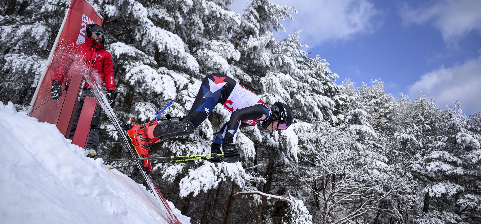 Stewart Bruce, de EE. UU., cruza las puertas de salida en el slalom combinado alpino masculino de esquí en la estación de esquí Jeongseon High 1 durante los Juegos Olímpicos de la Juventud de Invierno en la ciudad de Gohan, provincia de Gangwon, Corea del Sur, el lunes 22 de enero de 2024. ( Joel Marklund/OIS vía AP) Stewart Bruce, de EE. UU., cruza las puertas de salida en el slalom combinado alpino masculino de esquí en la estación de esquí Jeongseon High 1 durante los Juegos Olímpicos de la Juventud de Invierno en la ciudad de Gohan, provincia de Gangwon, Corea del Sur, el lunes 22 de enero de 2024. ( Joel Marklund/OIS vía AP)