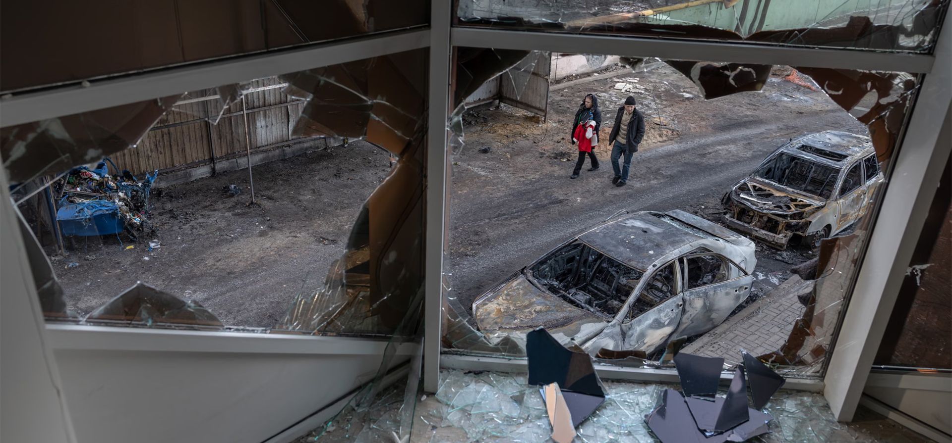 Vista desde un edificio dañado tras el ataque de un dron ruso, Odesa, Ucrania. Fotografía: Global Images Ukraine/Getty Images Vista desde un edificio dañado tras el ataque de un dron ruso, Odesa, Ucrania. Fotografía: Global Images Ukraine/Getty Images