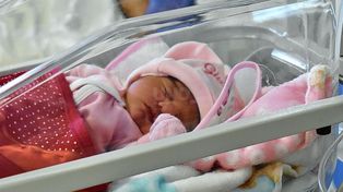 El primer bebé del 2021 en la ciudad nació en la maternidad del Nuevo Iturraspe