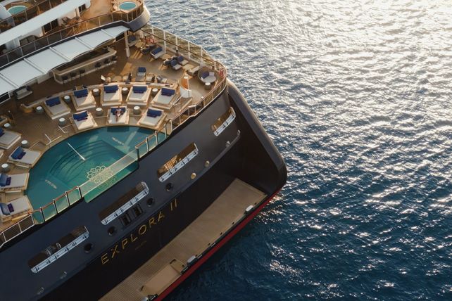 El crucero presentado en Punta Barranca ante las agencias de turismo.